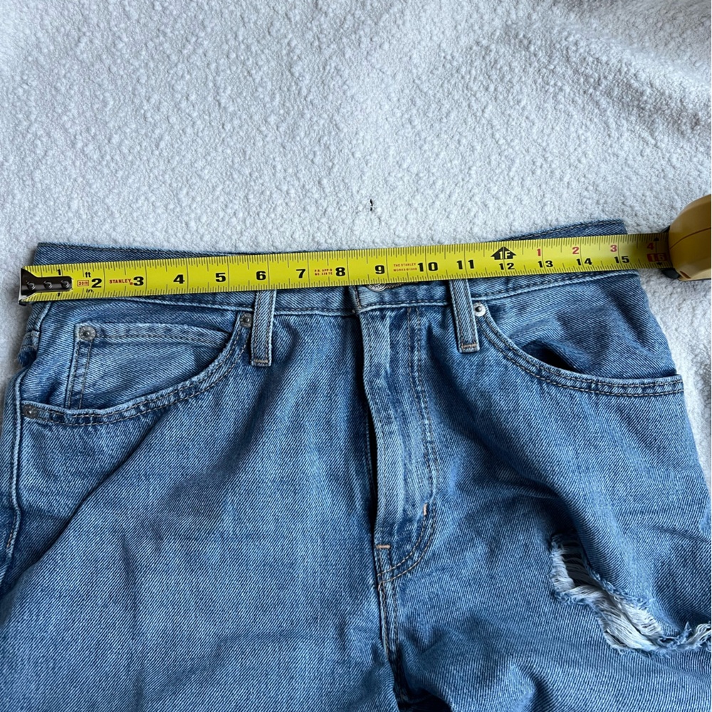 Levi’s '94 Baggy Distressed Jeans in Light Wash Blue - Size 27 - Picture 7 of 8